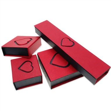 Joyero de papel de moda